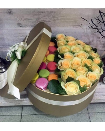 Roses and Macarons