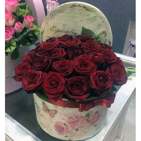 Red Boxed  Roses