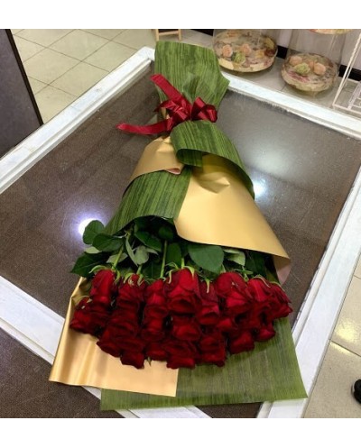 25 Red Roses 
