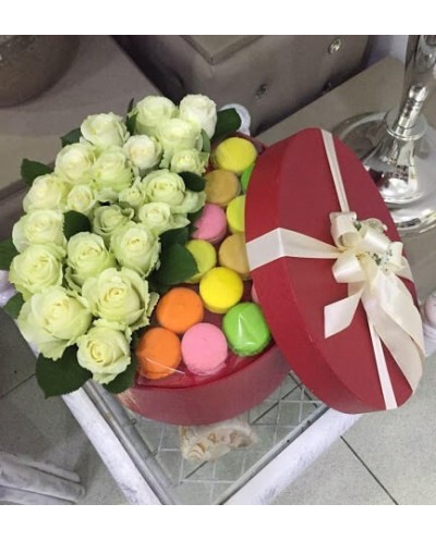 White Roses and Macaroons