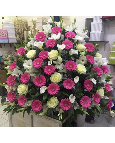 Sympathy Basket-02