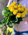 15 դեղին վարդեր