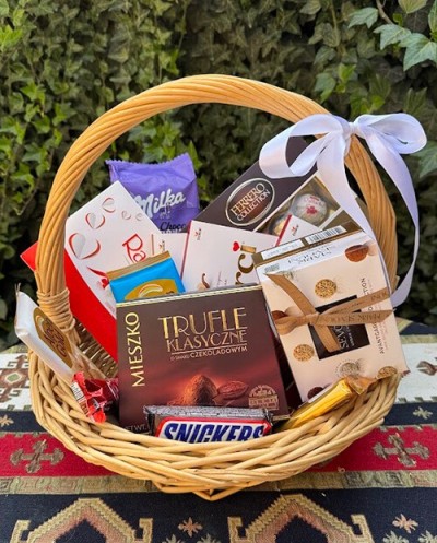 Корзина сладостей
